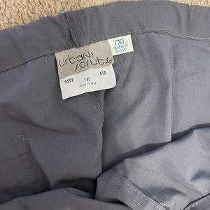 Tall XL urbane scrubs gray